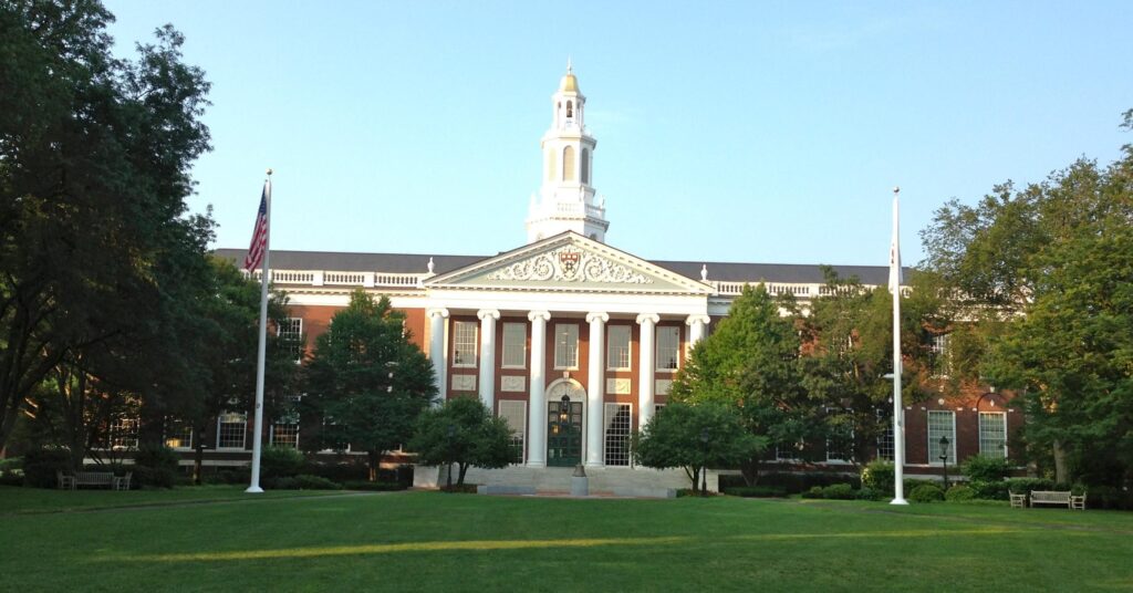 برترین دانشگاه‌های جهان در رشته MBA
دانشگاه Harvard