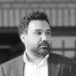 علیرضا مروج،
دانشآموخته ارشد MBA و دکتری مدیریت بازرگانی